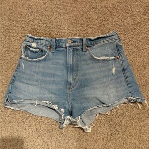 Abercrombie & Fitch High Rise Mom Short